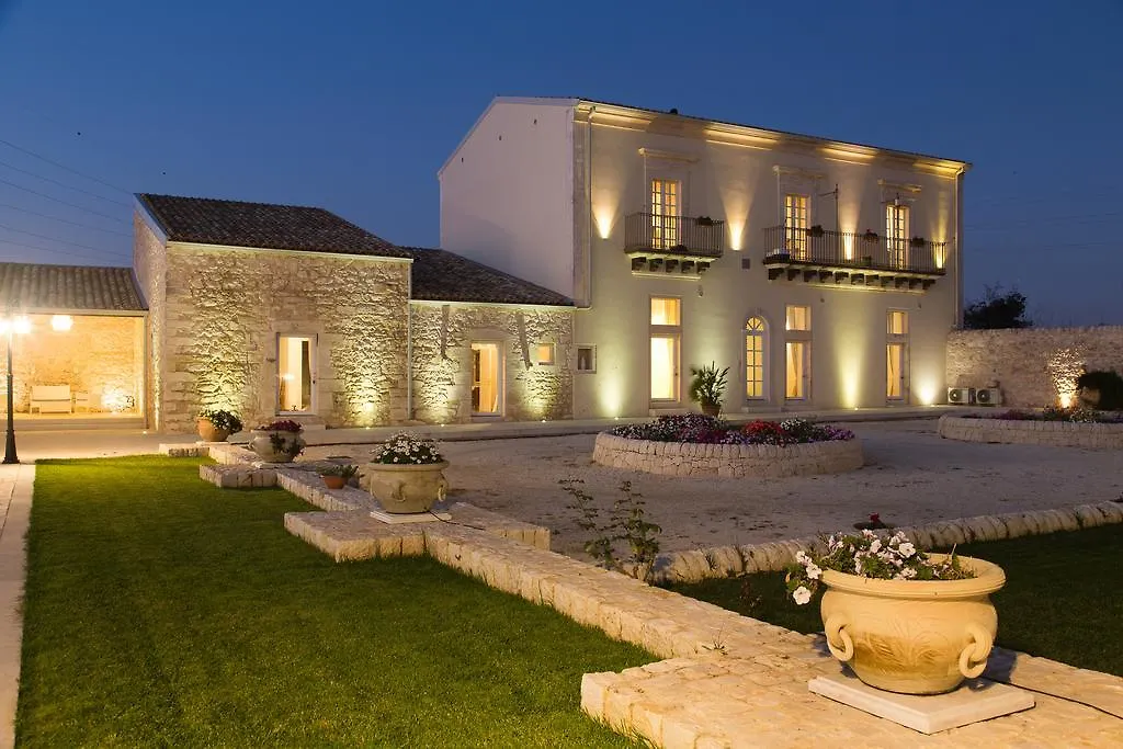 Casale 1821 Hotell Ragusa Semesteranläggning (resort)